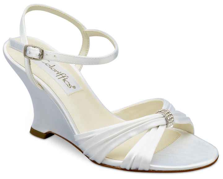 Wedges for garden wedding?