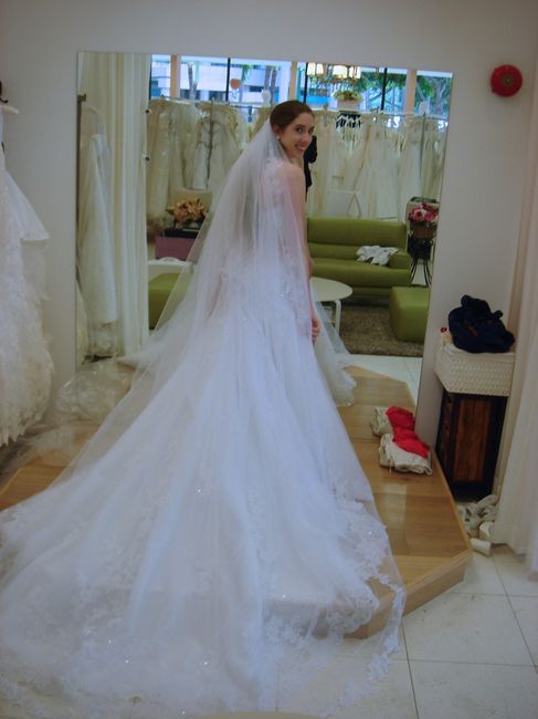 I need more dress porn in my life...