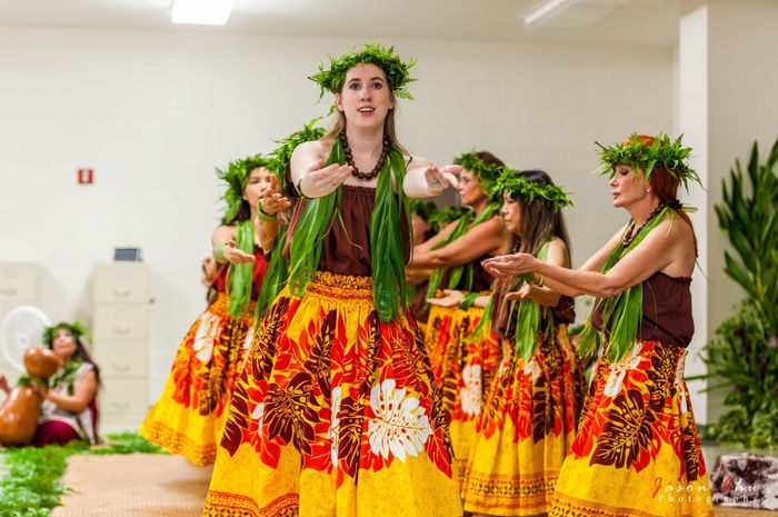 NWR: EricaTX and anyone else interested in my hula (or just bored)