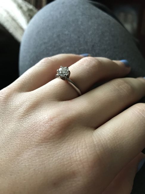 Uno más ring post