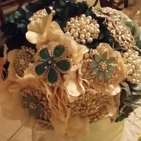 Brooch Bouquet