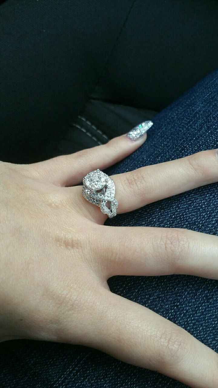 he proposed Today! Heres my Ring, Share yours :d - 2