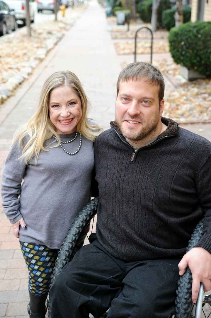 We got our engagement pics!