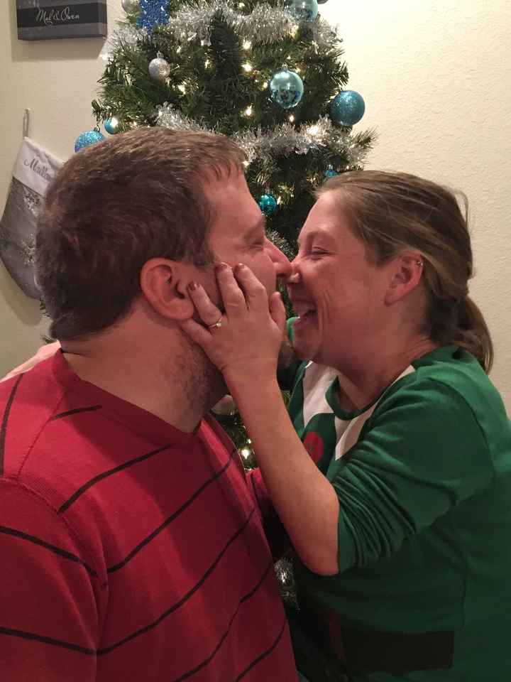 Post a photo of your fiance proposing!