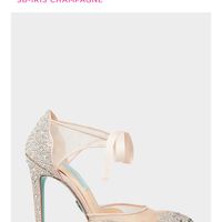 It's always shoe o'clock somewhere! Let's see what your walking in! - 1