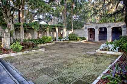 Venues in Florida for 100 people less than $8000