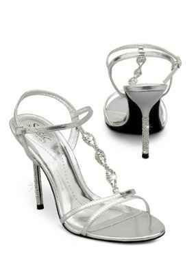 Help me pick my shoes!