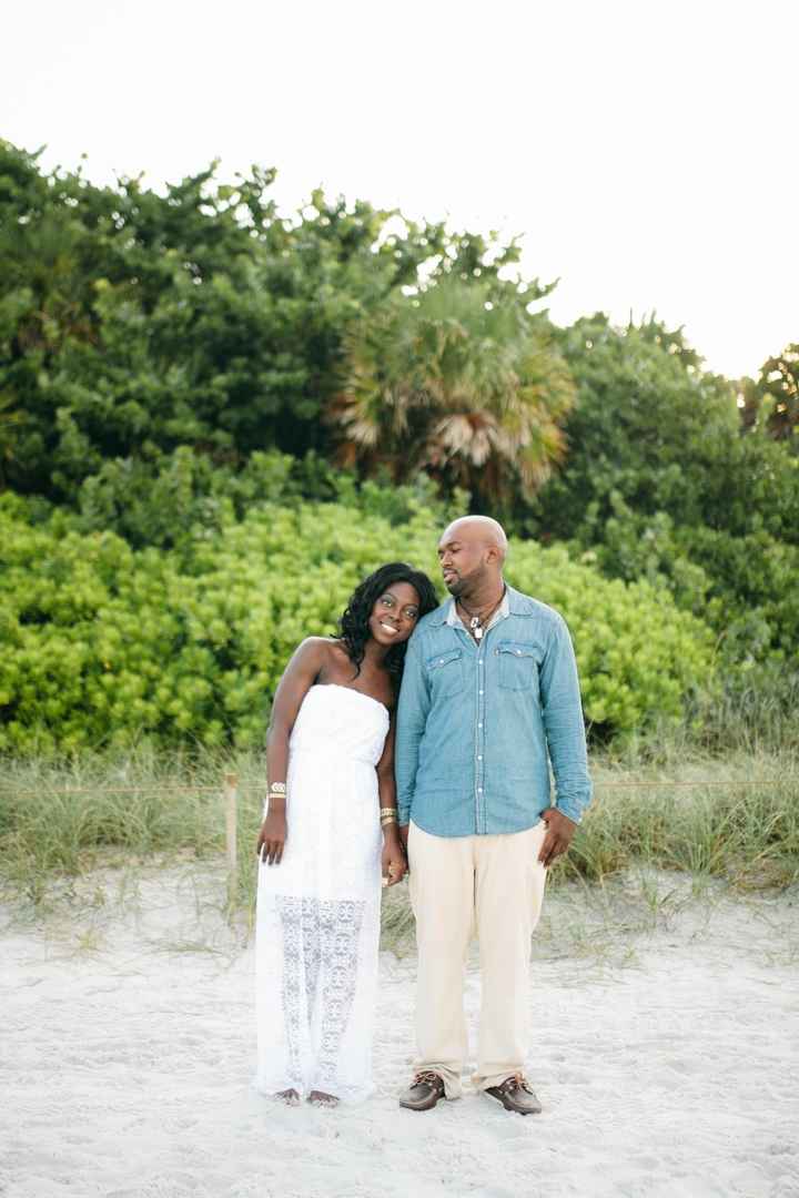 Show me... Your Favorite engagement photo shoot pictures!