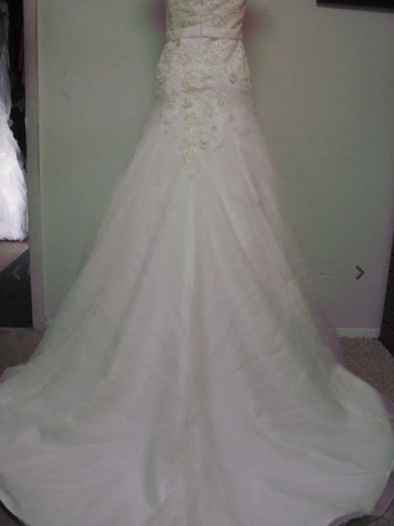 Looking for my dress twin...