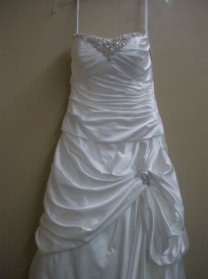 Ok,I think it's been a week or so...DRESSES PLEASE?! *whines