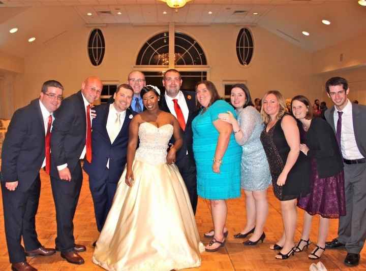 I'm officially a married woman!!!! Guest pics included ;)