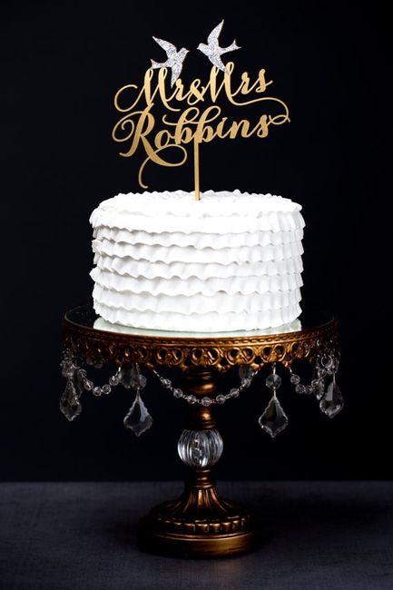 cake topper
