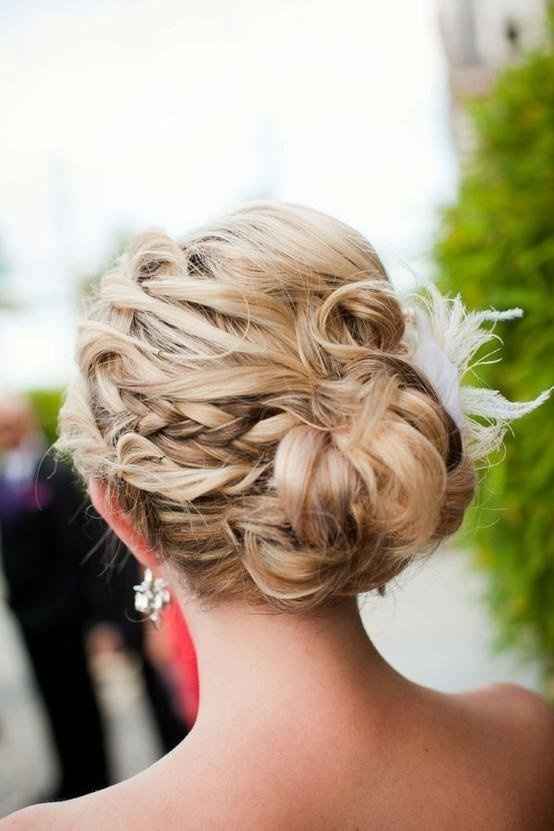 Post your wedding hair inspirations!!
