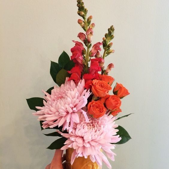 Summer wedding colors