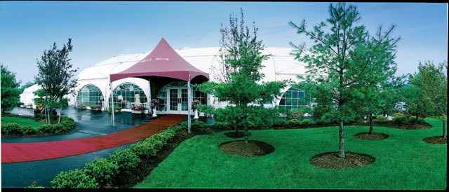 What type of venue are you getting married at? Pics