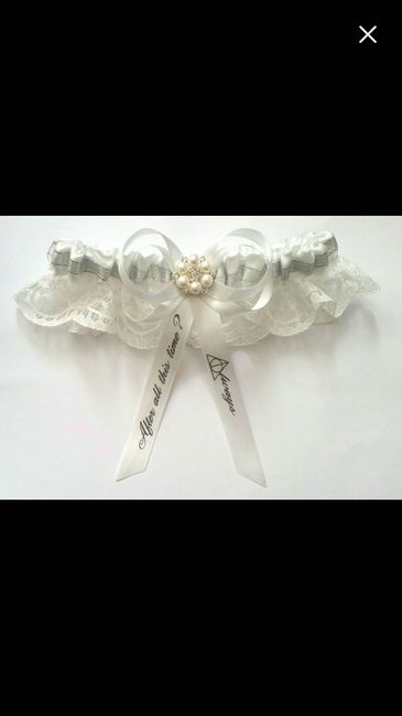 i found my garter! - 1