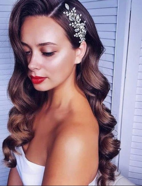 What hairstyle would go with my wedding dress 3