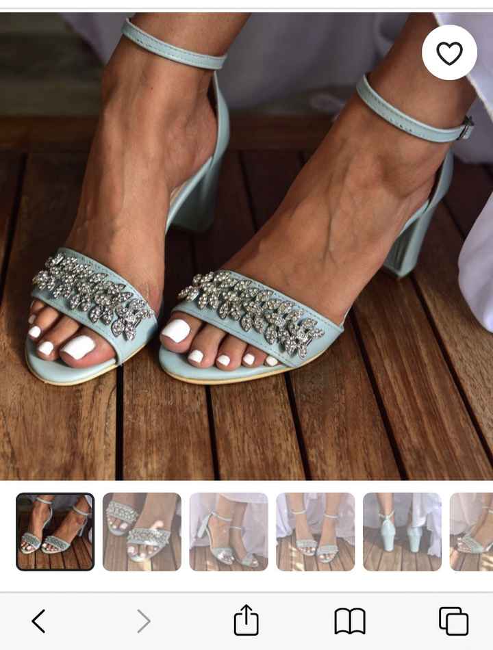 Has anyone done blue shoes with your wedding dress? - 1