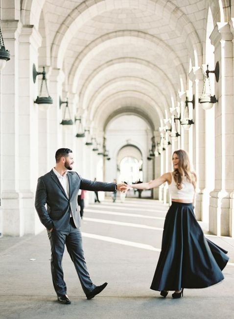 What are you wearing for your engagement pictures? 1