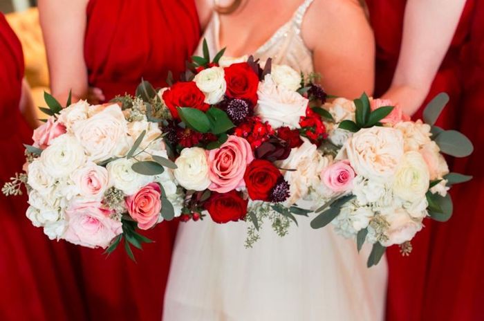 Will your bouquet match your bridesmaids'? 💐 1
