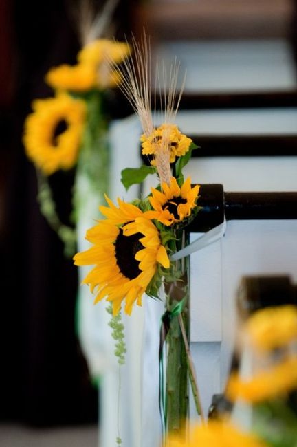 Renewal of vows - DIY Sunflower Decorations 5