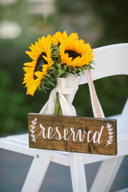 Renewal of vows - DIY Sunflower Decorations 8