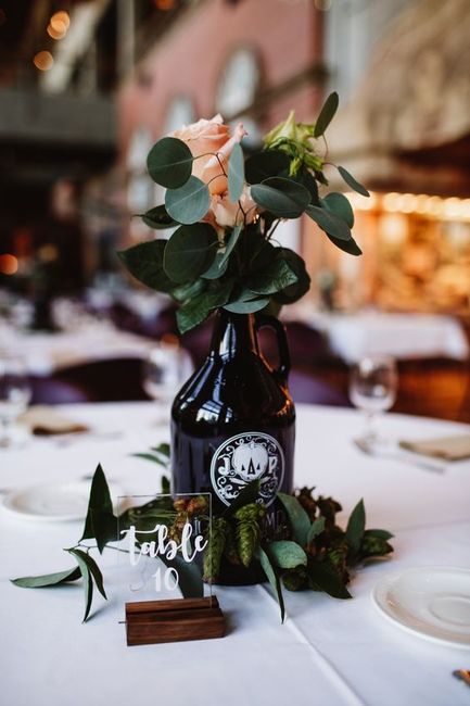 Growlers or lanterns or both centerpieces 3