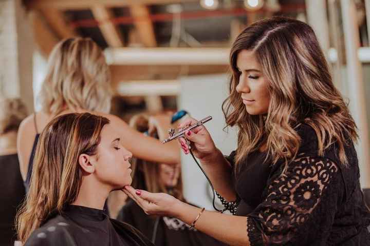 Airbrush or traditional foundation? - 1