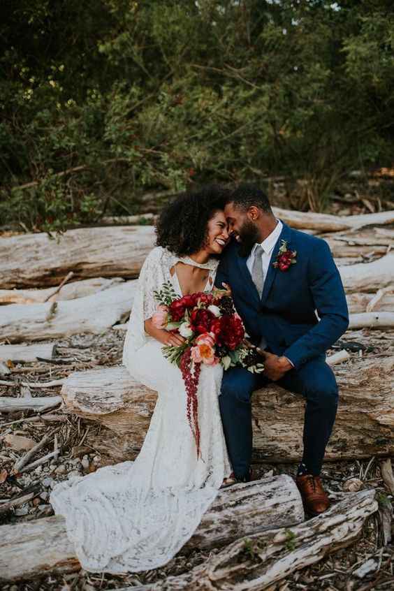 For the Camera Shy Bride: How to Effortlessly Pose for Photos - Black Bride