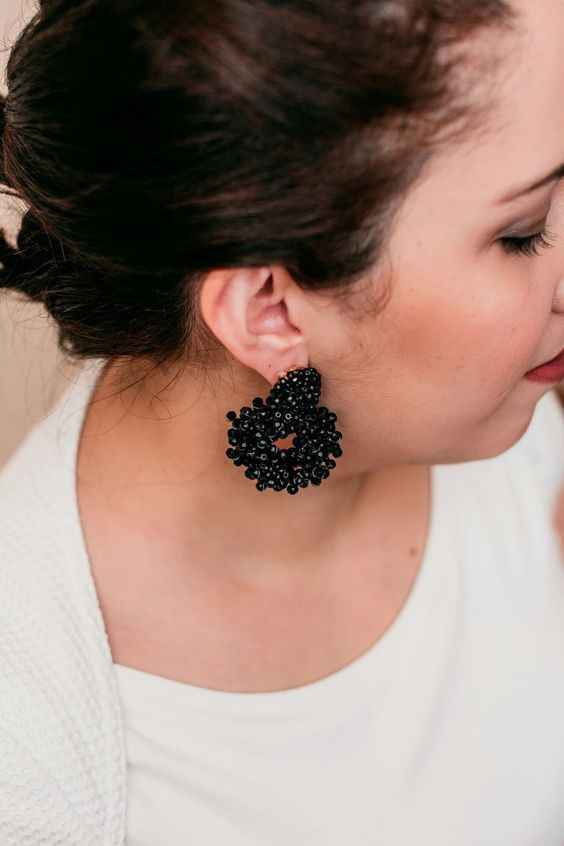 Black Bridal Jewelry? - 1