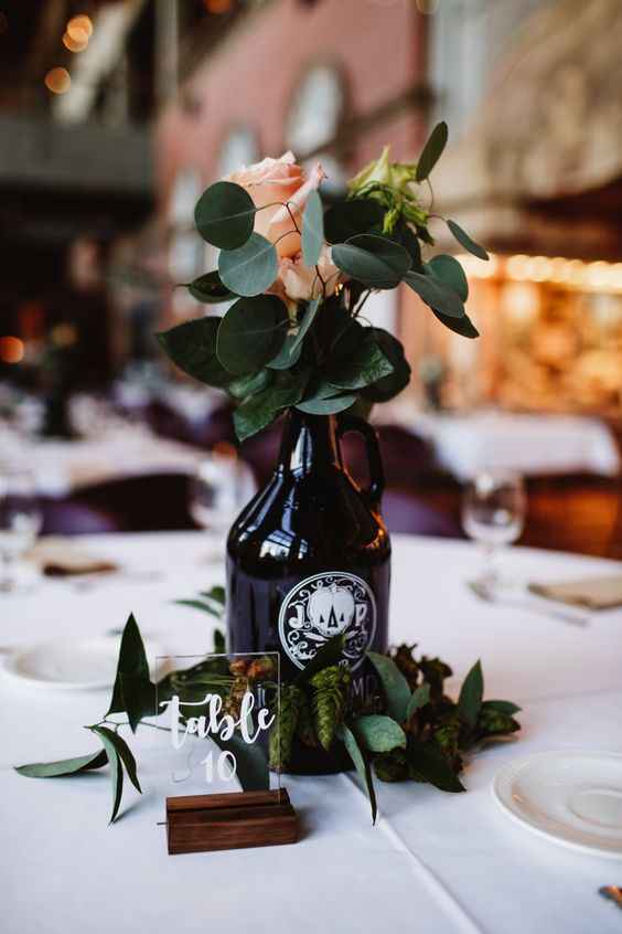 Growlers or lanterns or both centerpieces - 2