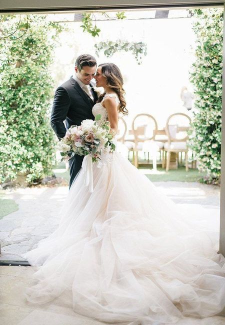 Dress decisions: lace, tulle, satin, or silk? 2