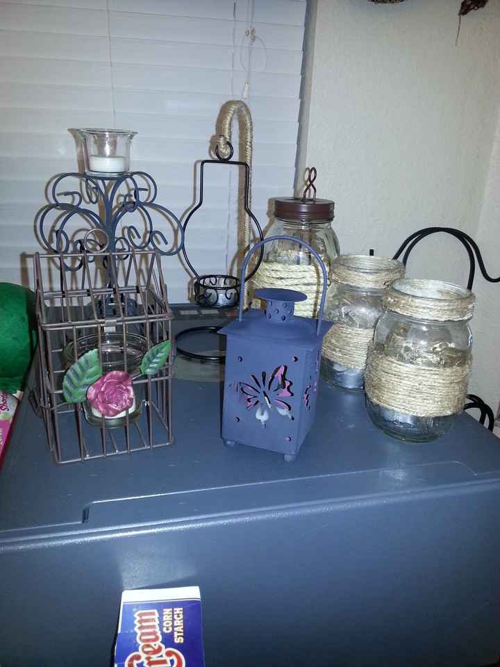 How to make different table centerpe well