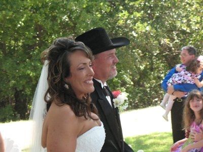 10 days MARRIED!!!!  We're back with a few pics!
