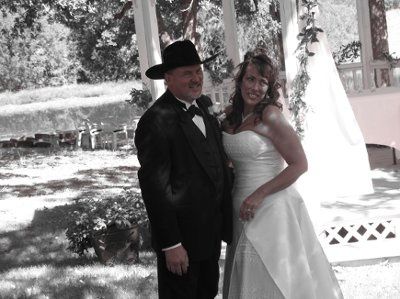 10 days MARRIED!!!!  We're back with a few pics!