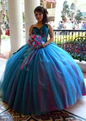 Colored wedding dresses