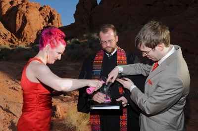 Prices for Officiant