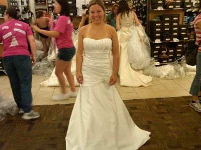 Show off your dress's ladies.