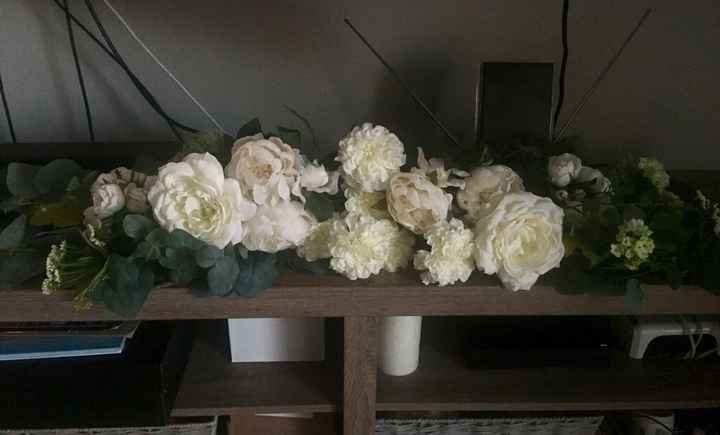 Fake Flowers and Real Flowers? - 1