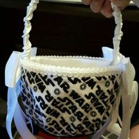 Flower girl basket