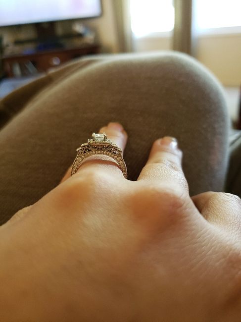 Let’s see your engagement rings 💍💎🥰 5