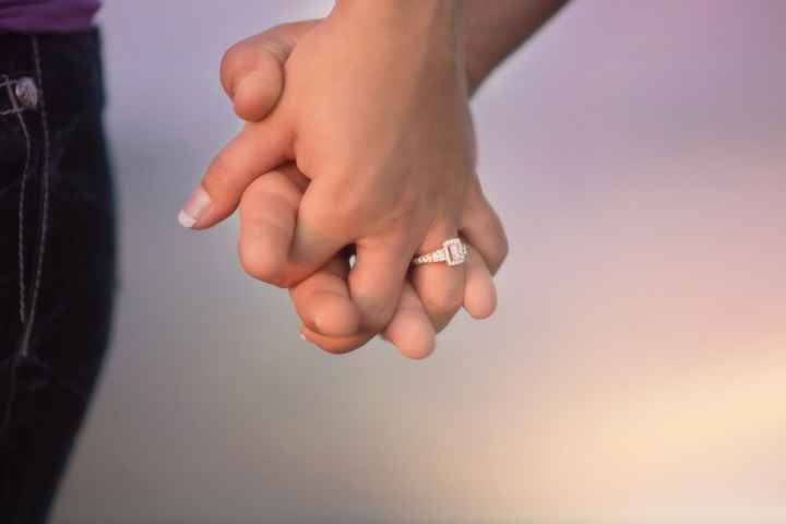 Let me see your engagement photos! 😭 - 5