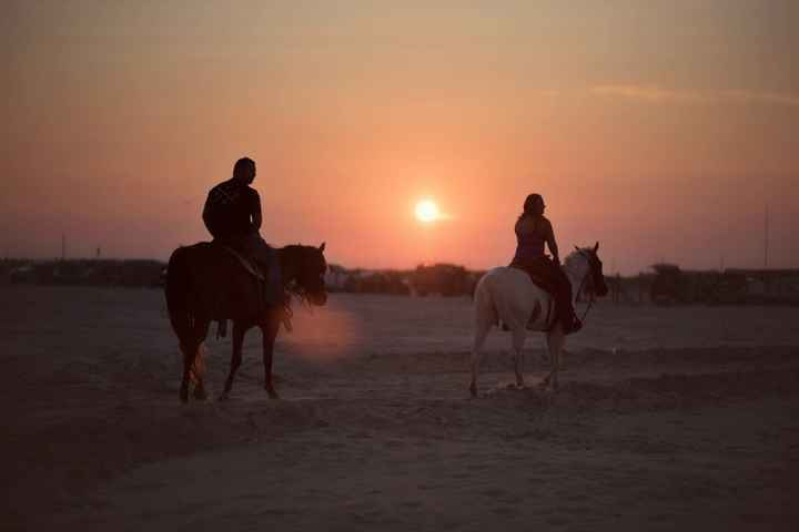 Let me see your engagement photos! 😭 - 9