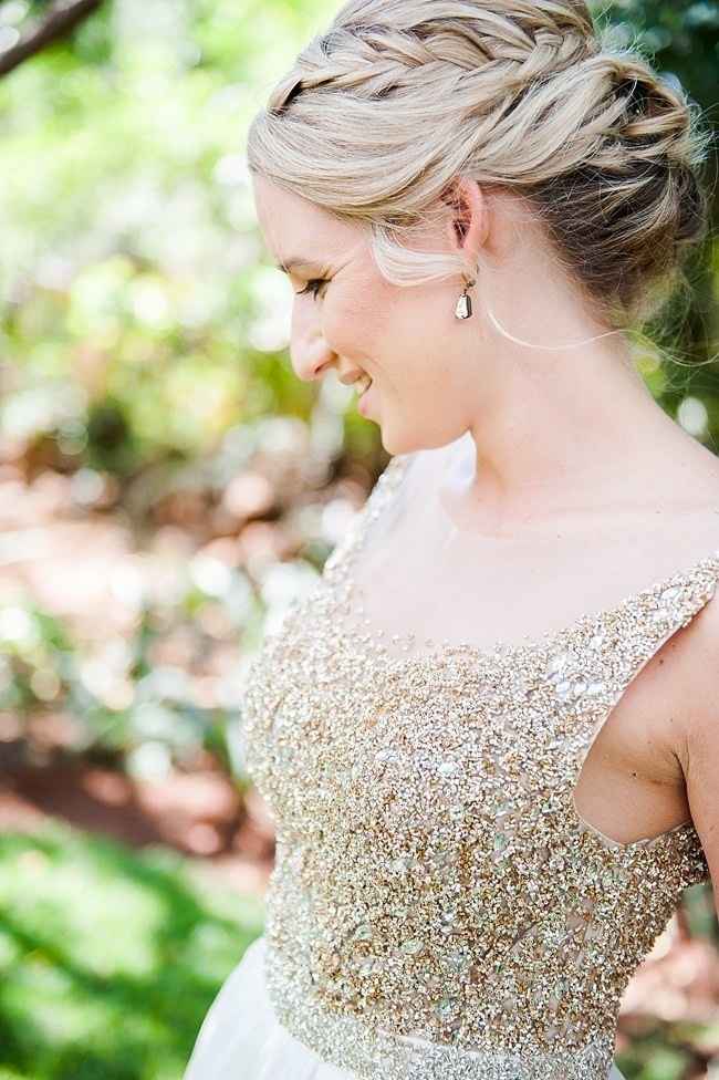 Hairstyle for bateau neckline