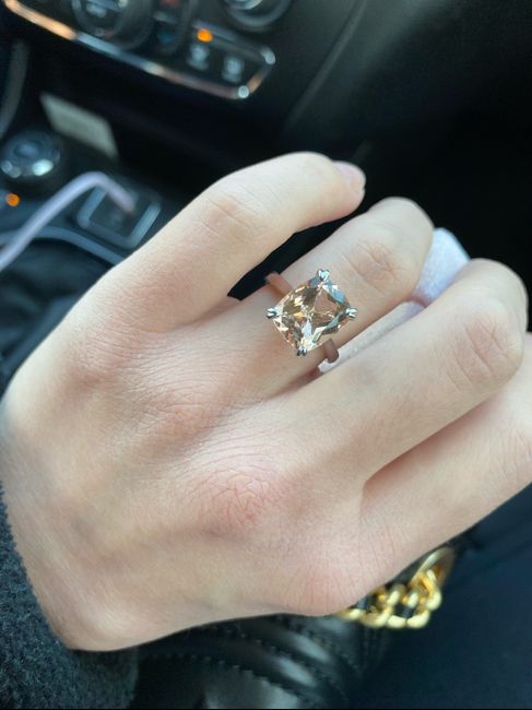 Anyone have a morganite engagement  ring? 2
