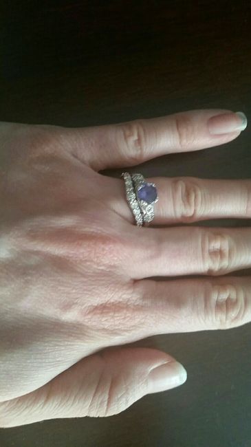 I can't find a wedding band to match my engagement ring!
