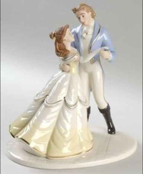 Wedding cake topper
