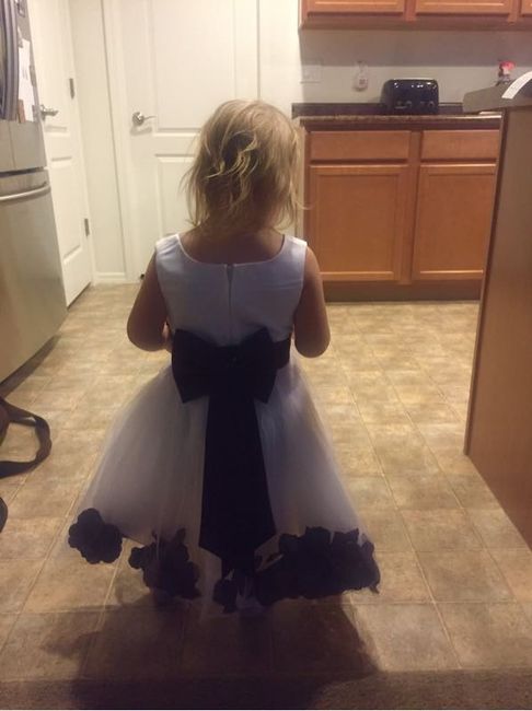 My adorable flower girl :)