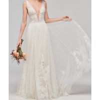 Wedding dress - petticoat?