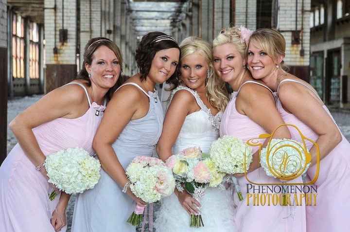 Bridesmaid Dresses... Show me yours.